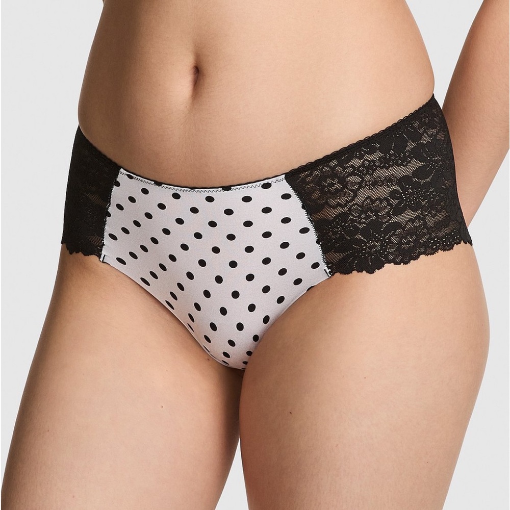 NWT PINK Victoria’s Secret No Show Cheeky Panty.